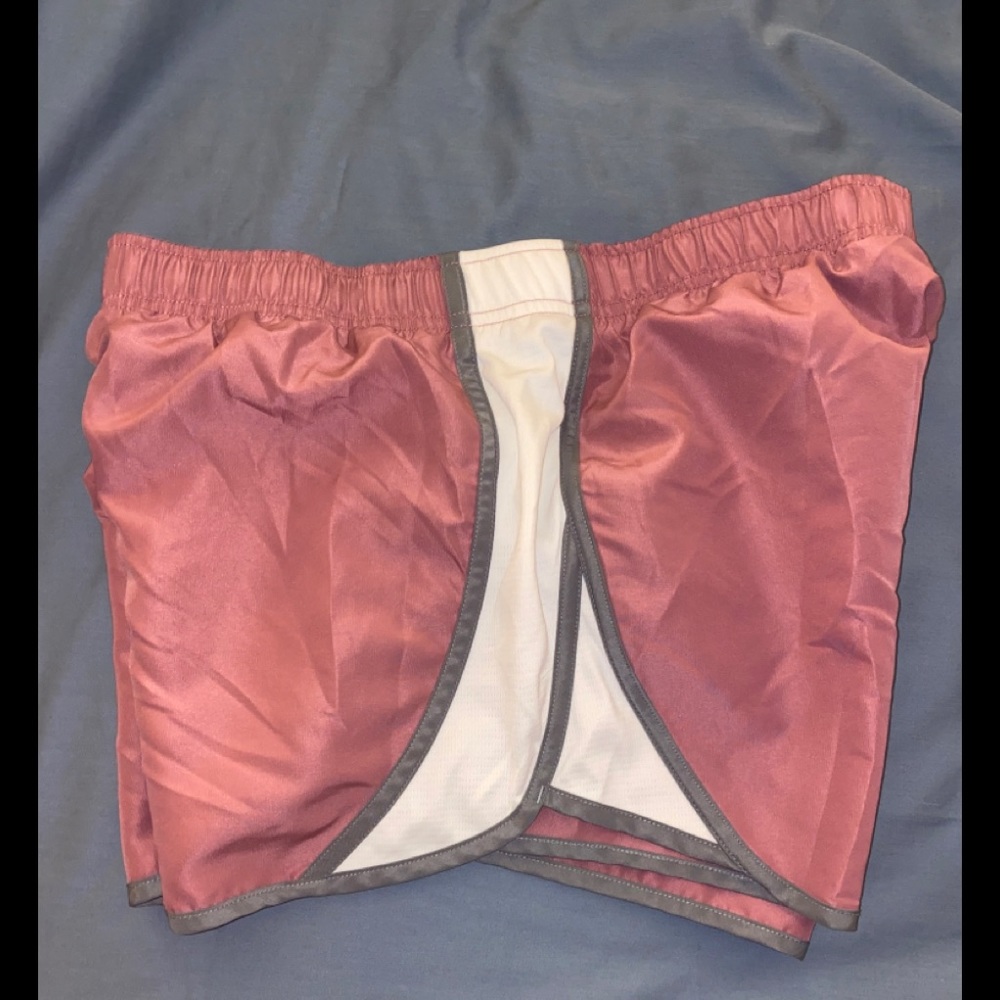 Shorts - Picture 2 of 3